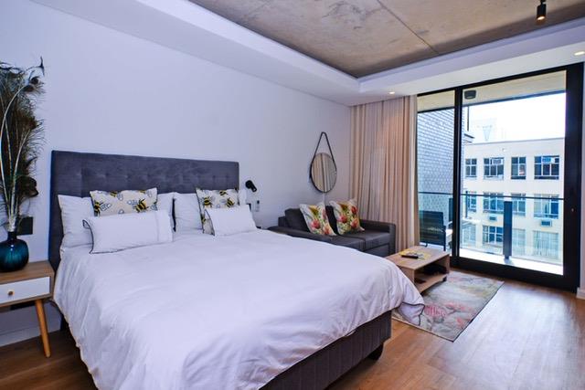 To Let 0 Bedroom Property for Rent in Sea Point Western Cape